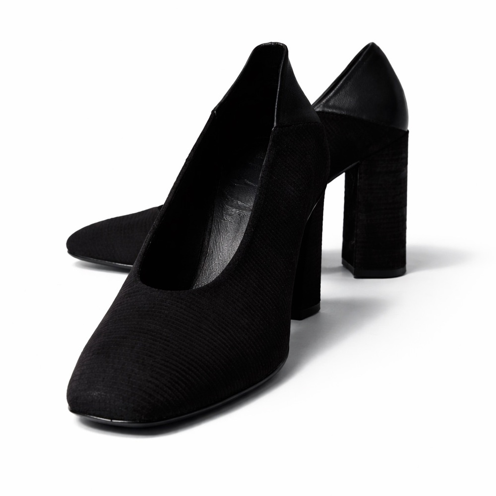 Free People Take Heart Black Block Heel Pumps Square Toe Suede Uppers Sz 8.5